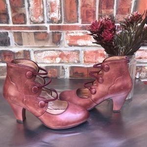 Miz Mooz NYC Vintage Style Red Zip Up Heels Size 8